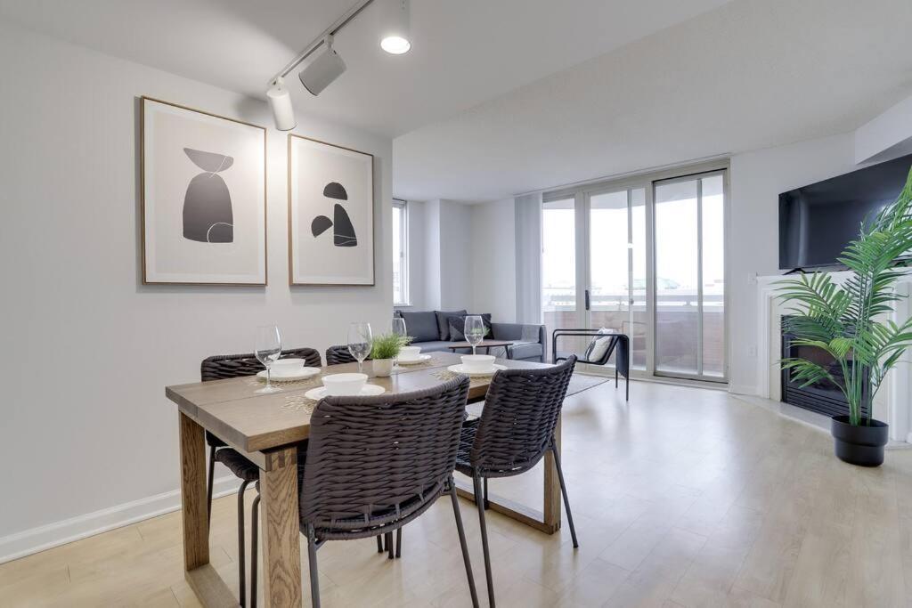 Apartment Gorgeous Ballston With Gym & Views Arlington