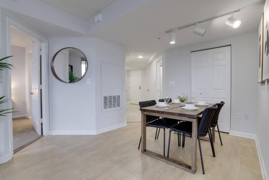 Apartment Gorgeous Ballston With Gym & Views