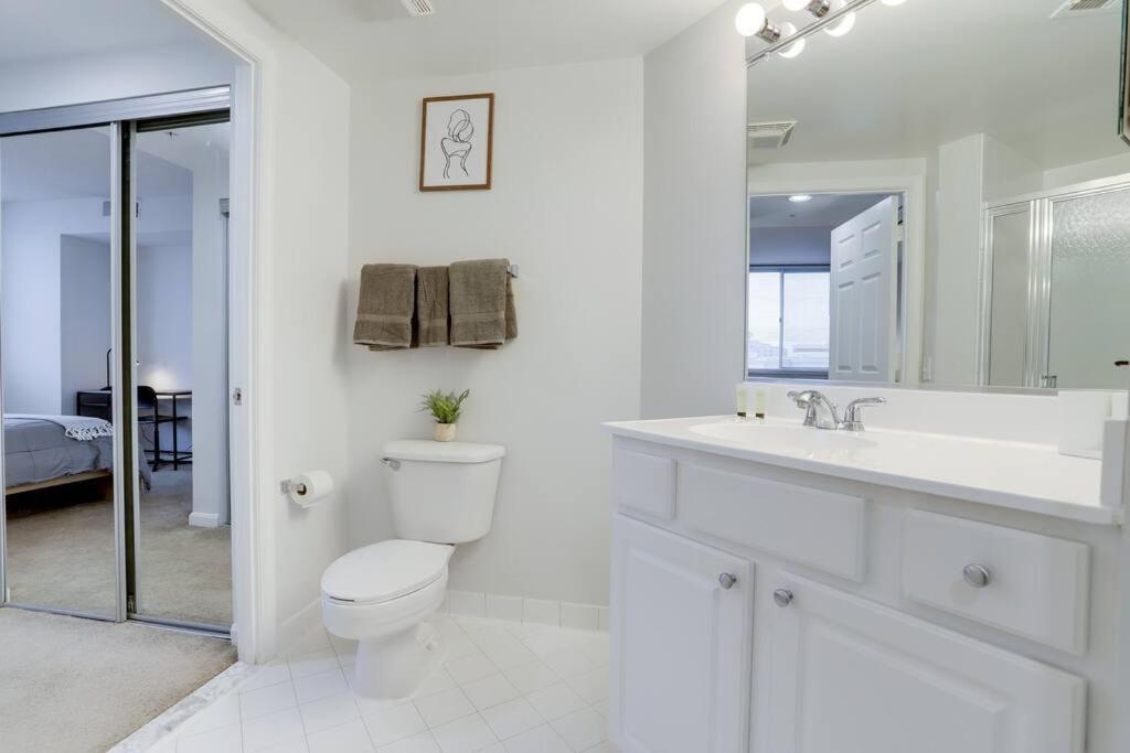 Apartment Gorgeous Ballston With Gym & Views Arlington