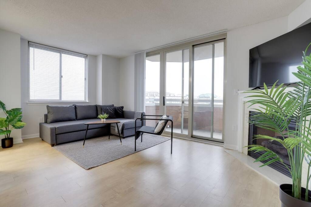 Apartment Gorgeous Ballston With Gym & Views